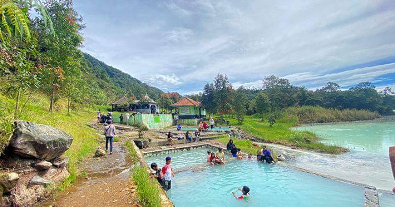 Disparbud.garutkab.go.id/Talaga Bodas